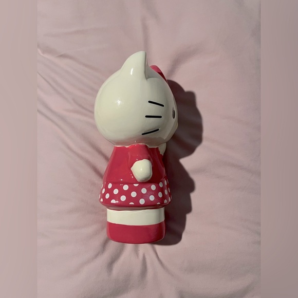 HELLO KITTY 💕 PINK POLKA DOT COIN/PIGGY BANK - Picture 4 of 6